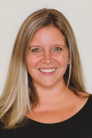 Brodmerkel, Shawna