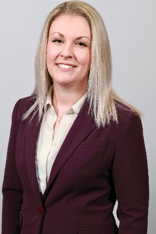 Dungan, Chelsea