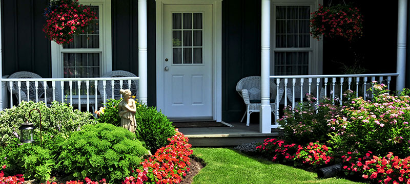 Low-cost ways to improve your curb appeal